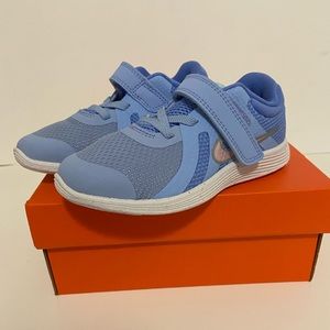 (Toddler girls) Nike revolution 4